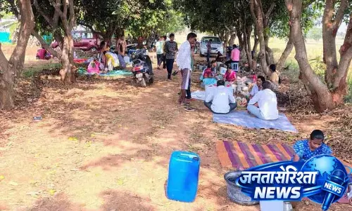 पिछले साल हुई मौतों की एक Series से गांव हिल गया पिछले साल हुई मौतों की एक Series से गांव हिल गया