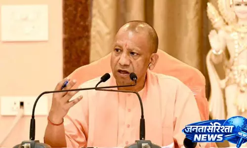 UP बीजेपी कैबिनेट विस्तार की बातचीत के बीच बदलाव की तैयारी में UP बीजेपी कैबिनेट विस्तार की बातचीत के बीच बदलाव की तैयारी में