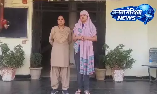 राजनांदगांव में छात्र से मारपीट करने वाली शिक्षिका गिरफ्तार राजनांदगांव में छात्र से मारपीट करने वाली शिक्षिका गिरफ्तार