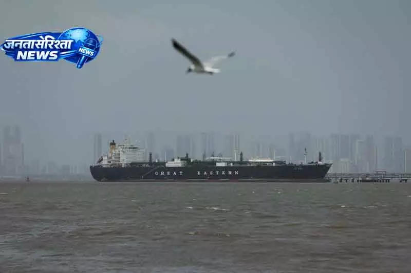 Singapore होर्मुज जलडमरूमध्य से खाड़ी से बाहर जा रहे टैंकर Singapore होर्मुज जलडमरूमध्य से खाड़ी से बाहर जा रहे टैंकर