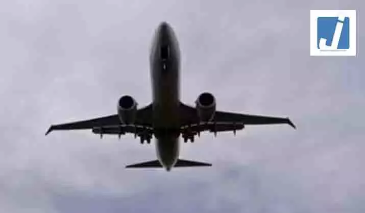 दुबई जाने वाले 54 यात्रियों को एयरपोर्ट पर विमान से उतारा गया, जानें कारण दुबई जाने वाले 54 यात्रियों को एयरपोर्ट पर विमान से उतारा गया, जानें कारण