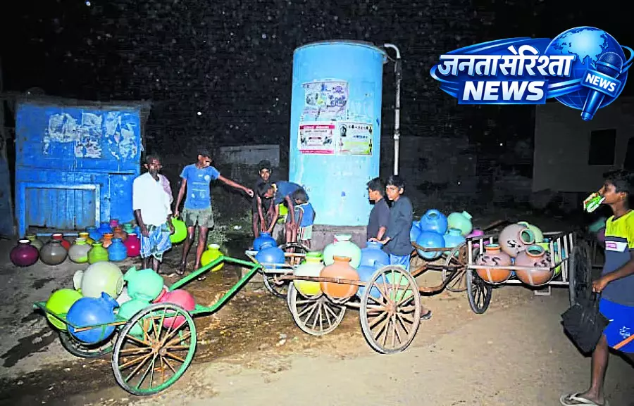 Haveri : डीसी ऑफिस के पास पानी का संकट Haveri : डीसी ऑफिस के पास पानी का संकट