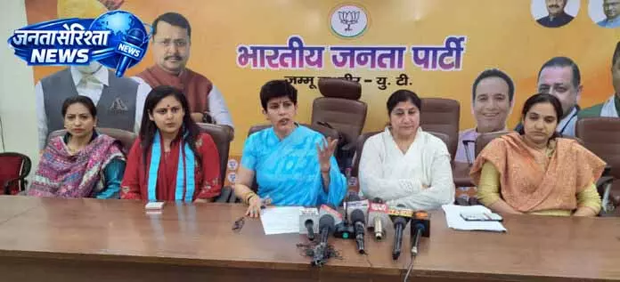 नारी शक्ति वंदन अधिनियम पर BJP का शक्ति प्रदर्शन नारी शक्ति वंदन अधिनियम पर BJP का शक्ति प्रदर्शन