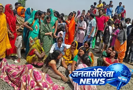 हजारीबाग में धारदार हथियार से युवक की हत्या, वारदात के विरोध में सड़क जाम हजारीबाग में धारदार हथियार से युवक की हत्या, वारदात के विरोध में सड़क जाम