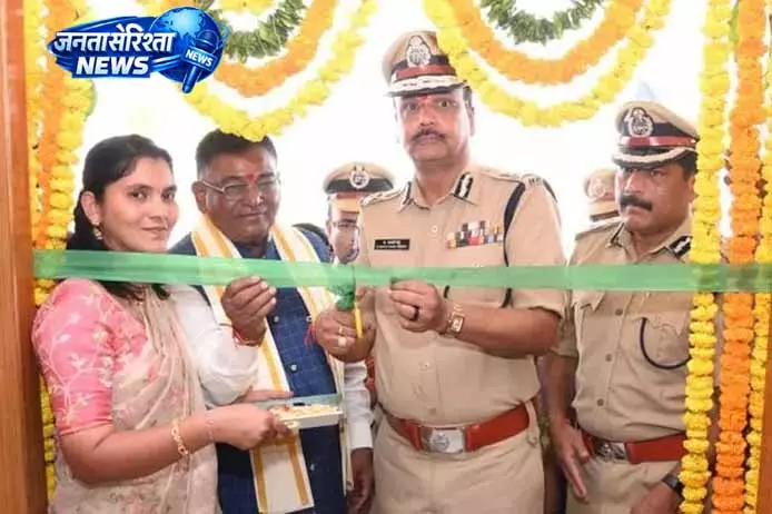 पुलिस और जनता के बीच दूरी घटाने की पहल तेज: DGP पुलिस और जनता के बीच दूरी घटाने की पहल तेज: DGP