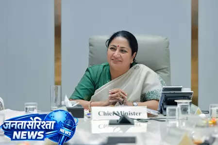 दिल्ली: सीएम रेखा गुप्ता ने सरकारी शराब की दुकानों के ऑडिट का आदेश दिया दिल्ली: सीएम रेखा गुप्ता ने सरकारी शराब की दुकानों के ऑडिट का आदेश दिया