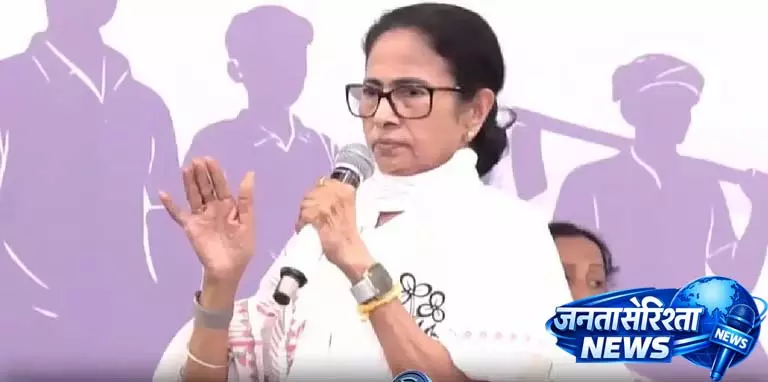 Mamata ने आधी रात को ऑपरेशन शुरू होने की पुष्टि की Mamata ने आधी रात को ऑपरेशन शुरू होने की पुष्टि की
