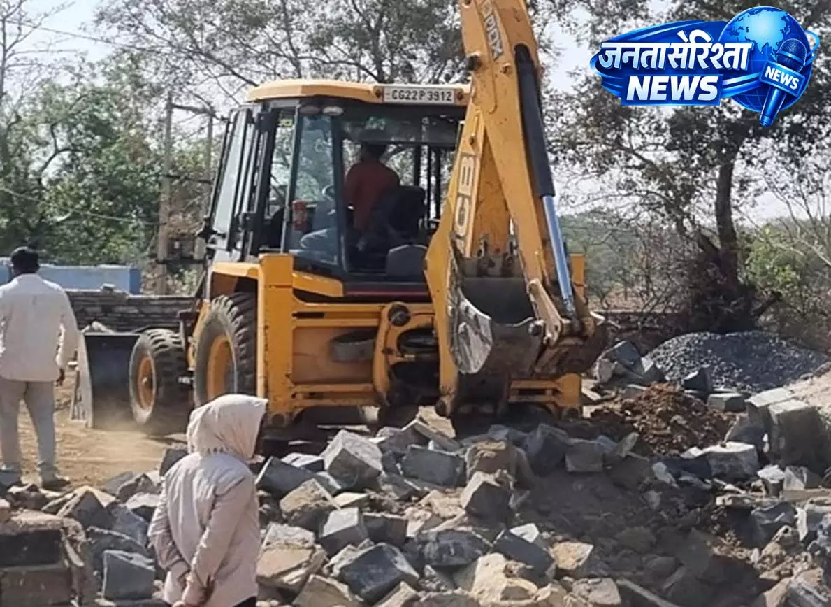 राजस्व शिविर, SDM की मौजूदगी में स्कूल परिसर से हटाया गया अवैध कब्जा राजस्व शिविर, SDM की मौजूदगी में स्कूल परिसर से हटाया गया अवैध कब्जा