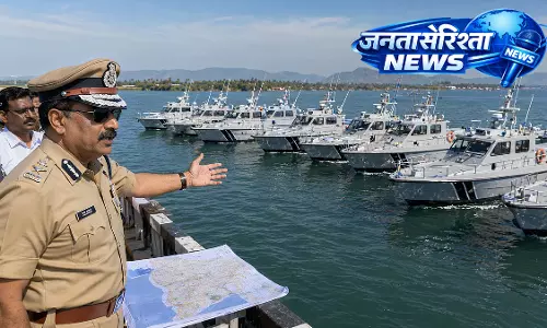 महाराष्ट्र DGP का प्रस्ताव: पालघर-ठाणे में तटीय निगरानी के लिए 12 नई गश्ती नौकाएँ महाराष्ट्र DGP का प्रस्ताव: पालघर-ठाणे में तटीय निगरानी के लिए 12 नई गश्ती नौकाएँ