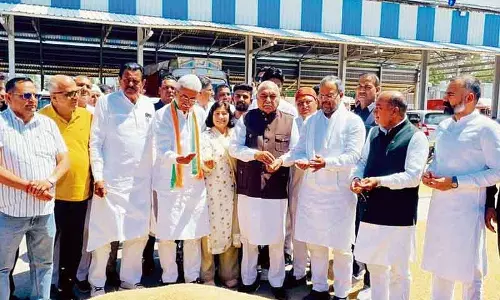 Haryana डायरी: कांग्रेस नेताओं से RS चुनाव में क्रॉस-वोटिंग पर सवाल Haryana डायरी: कांग्रेस नेताओं से RS चुनाव में क्रॉस-वोटिंग पर सवाल