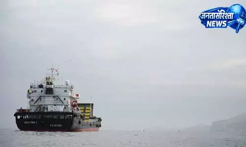 US का कड़ा कदम: ईरान के सभी पोर्ट्स को ब्लॉक करने की तैयारी US का कड़ा कदम: ईरान के सभी पोर्ट्स को ब्लॉक करने की तैयारी