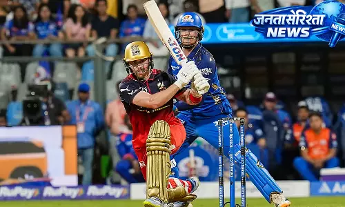 IPL 2026 : चैलेंजर्स ने रनों की बारिश का मज़ा लिया IPL 2026 : चैलेंजर्स ने रनों की बारिश का मज़ा लिया