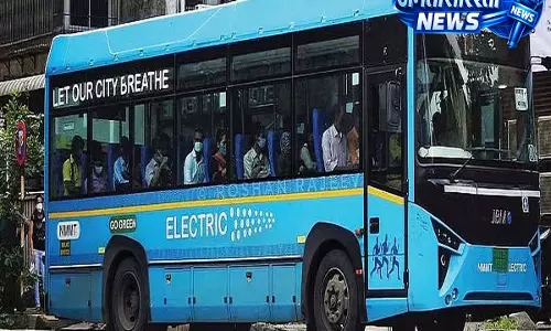 EV Stocks: एथर 52-हफ़्ते के हाई पर पहुंचा, ओलेक्ट्रा ग्रीनटेक दिल्ली EV पॉलिसी के ड्राफ़्ट के बाद 6.5% उछला EV Stocks: एथर 52-हफ़्ते के हाई पर पहुंचा, ओलेक्ट्रा ग्रीनटेक दिल्ली EV पॉलिसी के ड्राफ़्ट के बाद 6.5% उछला