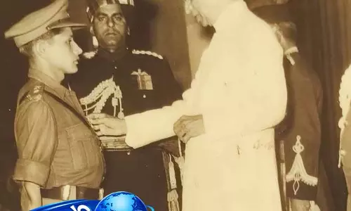 Hamirpur अधिकारी ने 1965 युद्ध की वीर गाथा लिखी Hamirpur अधिकारी ने 1965 युद्ध की वीर गाथा लिखी
