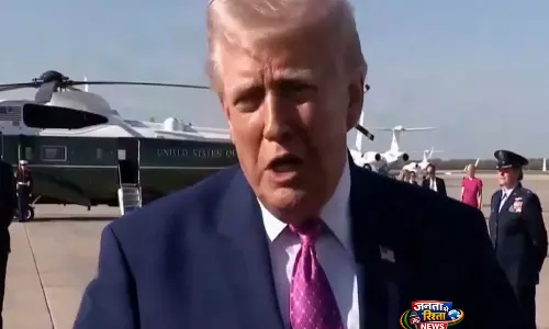 Trump का बयान: ईरान की हालत खराब, बातचीत पर अनिश्चितता Trump का बयान: ईरान की हालत खराब, बातचीत पर अनिश्चितता