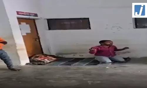 OMG! अजब-गजब: थाने में युवक पर आया जिन्न , फिर जो हुआ... OMG! अजब-गजब: थाने में युवक पर आया जिन्न , फिर जो हुआ...