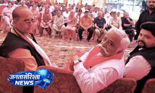 Sadhotra ने सरकार के कामकाज की सराहना की