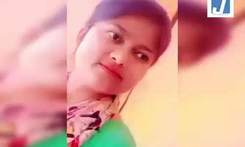 रिश्तों का कत्ल: बेटी का पिता ने रेता गला, भाई ने पकड़े पैर, पुलिस पहुंच चुकी थी रिश्तों का कत्ल: बेटी का पिता ने रेता गला, भाई ने पकड़े पैर, पुलिस पहुंच चुकी थी