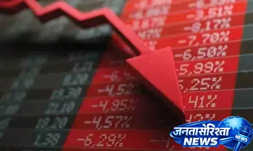Indian Stock Market में गिरावट, बीएसई सेंसेक्स 700 अंक गिरा