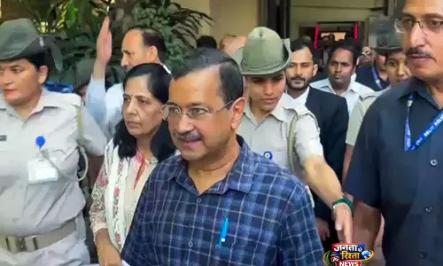 आबकारी मामला: केजरीवाल ने पक्षपात की आशंका जताई, CBI ने कहा—याचिका का कोई कानूनी आधार नहीं आबकारी मामला: केजरीवाल ने पक्षपात की आशंका जताई, CBI ने कहा—याचिका का कोई कानूनी आधार नहीं