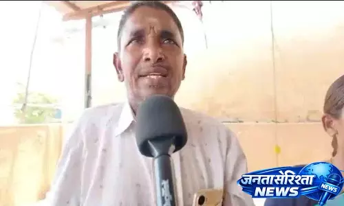 Ailapur के निवासी ने हाउस टैक्स और दशकों की खेती के बीच अपील की Ailapur के निवासी ने हाउस टैक्स और दशकों की खेती के बीच अपील की