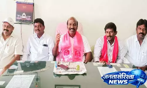 नकीरेकल के पूर्व MLA लिंगैया ने अनाज केंद्रों पर किसानों के शोषण का आरोप लगाया