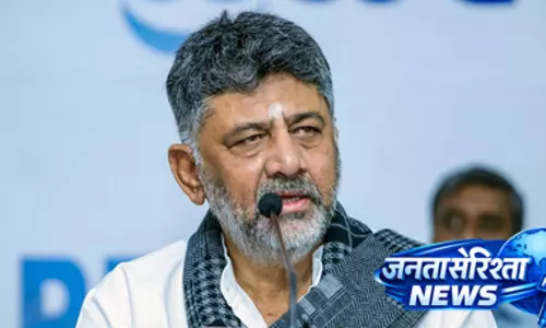 डिप्टी सीएम ने विधायकों को चेताया, बोले- हाई कमान से मिलें डिप्टी सीएम ने विधायकों को चेताया, बोले- हाई कमान से मिलें
