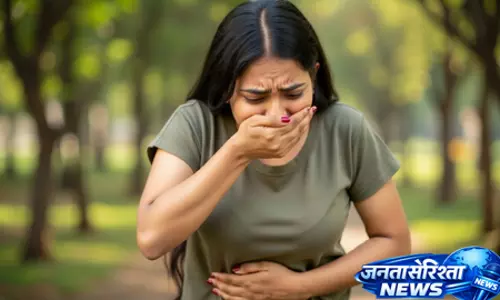 हेल्थ टिप्स : गर्मियों में बढ़ जाता है फूड पॉइजनिंग का मामला, ऐसे करें बचाव हेल्थ टिप्स : गर्मियों में बढ़ जाता है फूड पॉइजनिंग का मामला, ऐसे करें बचाव