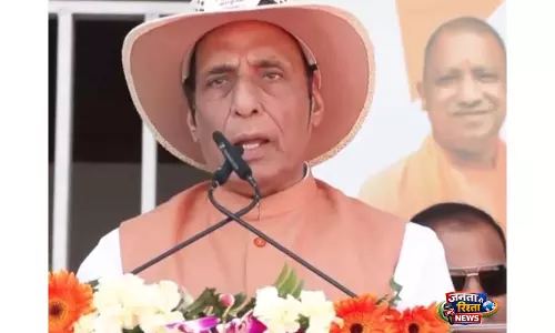 हमारे खिलाड़ियों ने शानदार प्रदर्शन किया है...: Rajnath Singh ने भारतीय खेलों के उभार की सराहना की हमारे खिलाड़ियों ने शानदार प्रदर्शन किया है...: Rajnath Singh ने भारतीय खेलों के उभार की सराहना की