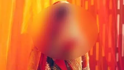नवेली दुल्हन ने पति से 90 लाख की डिमांड कर दी, सुहागरात के दिन हंगामा नवेली दुल्हन ने पति से 90 लाख की डिमांड कर दी, सुहागरात के दिन हंगामा