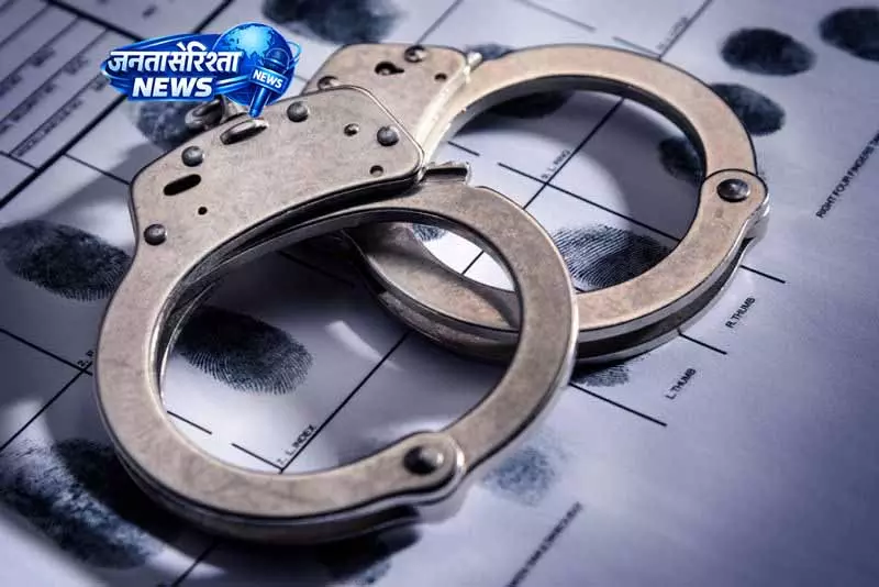 Amritsar ब्लास्ट केस में बड़ा खुलासा, तीन आरोपी गिरफ्तार Amritsar ब्लास्ट केस में बड़ा खुलासा, तीन आरोपी गिरफ्तार