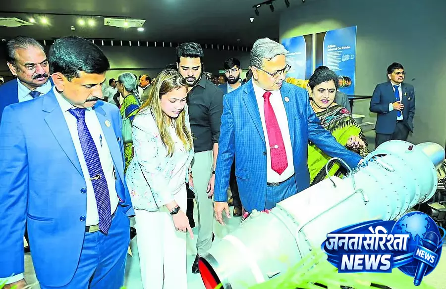 Bengaluru : HAL का रेनोवेट किया गया एविएशन म्यूजियम आज फिर से खुल गया Bengaluru : HAL का रेनोवेट किया गया एविएशन म्यूजियम आज फिर से खुल गया