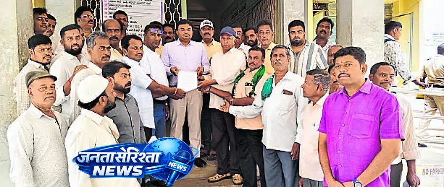 Karnataka : ज़मीन के बाज़ार भाव न बढ़ाने की मांग Karnataka : ज़मीन के बाज़ार भाव न बढ़ाने की मांग