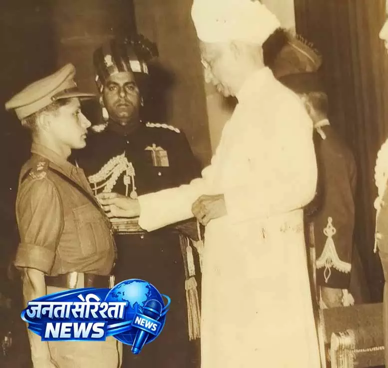 Hamirpur अधिकारी ने 1965 युद्ध की वीर गाथा लिखी Hamirpur अधिकारी ने 1965 युद्ध की वीर गाथा लिखी