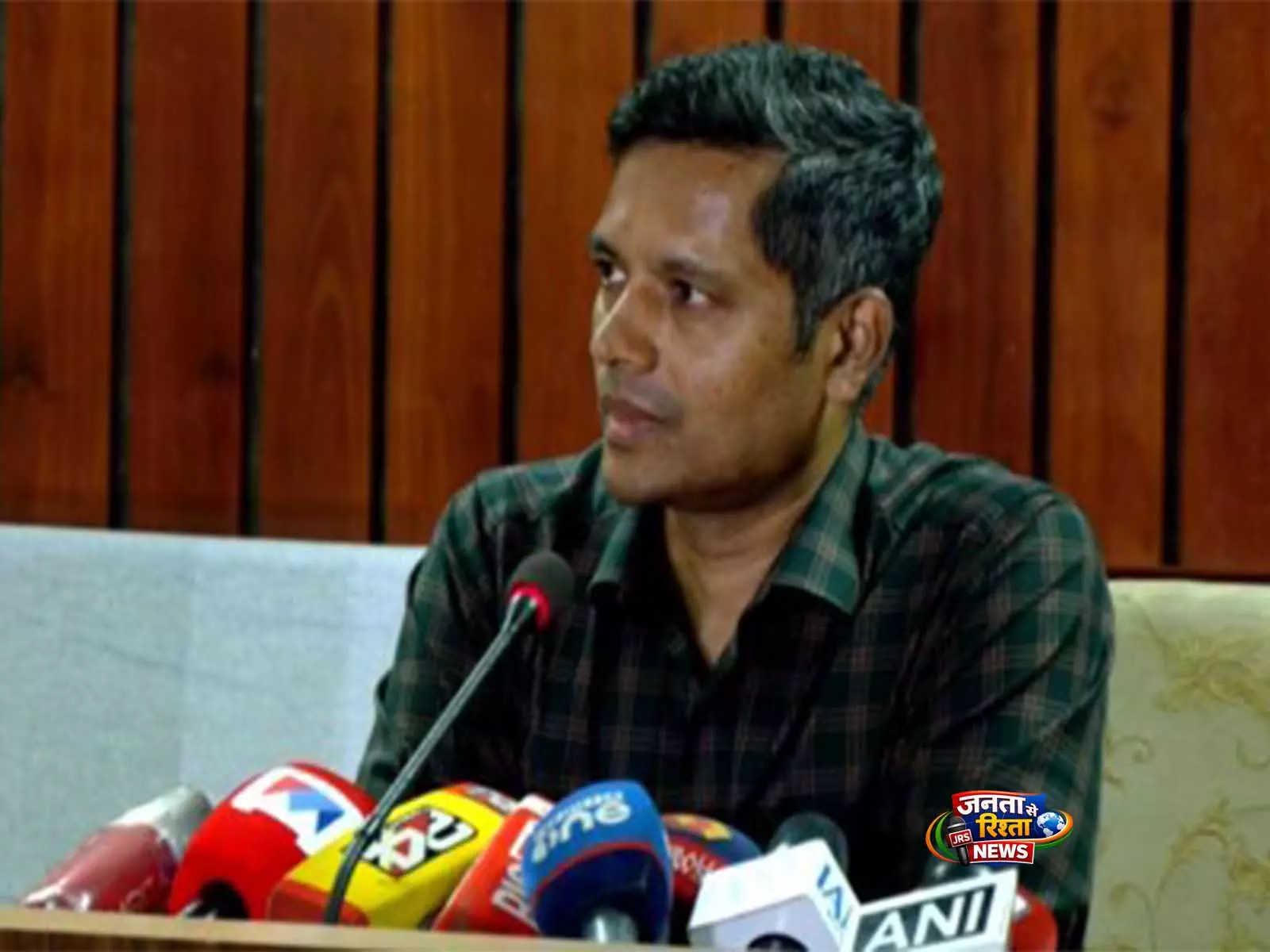 अंतिम मतदान प्रतिशत 78.27% है: केरल चुनावों पर राज्य के मुख्य निर्वाचन अधिकारी, Rathan Kelkar अंतिम मतदान प्रतिशत 78.27% है: केरल चुनावों पर राज्य के मुख्य निर्वाचन अधिकारी, Rathan Kelkar