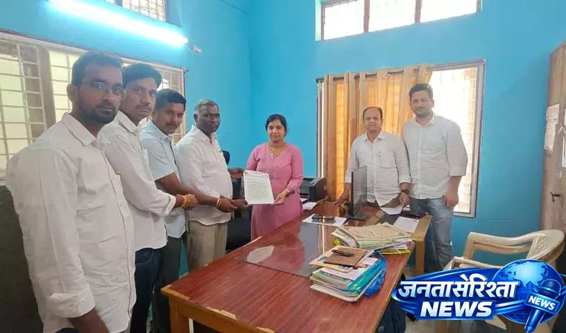 :INTUC ने ITC सरपाका में देरी से हुए 14वें वेतन समझौते पर ज्ञापन सौंपा :INTUC ने ITC सरपाका में देरी से हुए 14वें वेतन समझौते पर ज्ञापन सौंपा