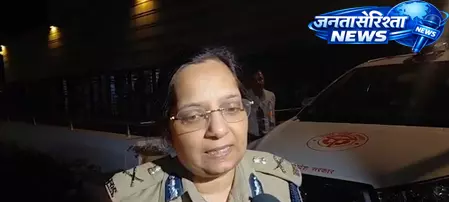 नोएडा: अफवाह फैलाने वाले सोशल मीडिया हैंडल्स के खिलाफ एफआईआर दर्ज नोएडा: अफवाह फैलाने वाले सोशल मीडिया हैंडल्स के खिलाफ एफआईआर दर्ज