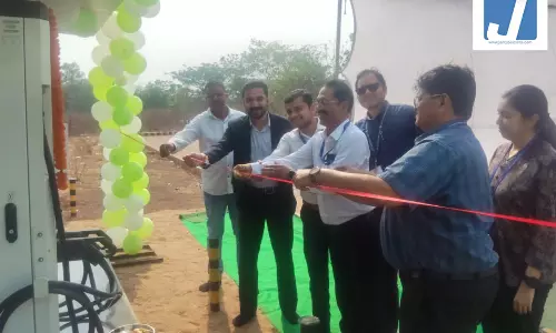 रायपुर एयरपोर्ट में EV चार्जिंग स्टेशन का उद्घाटन रायपुर एयरपोर्ट में EV चार्जिंग स्टेशन का उद्घाटन