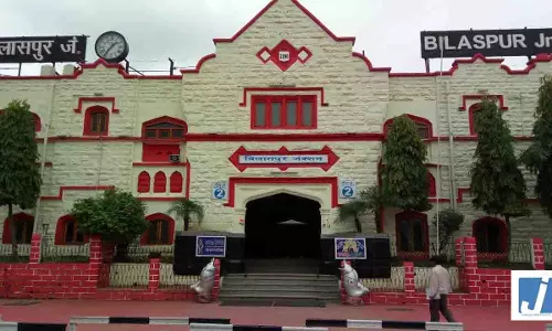 यात्री सुविधा सर्वोच्च प्राथमिकता: दक्षिण पूर्व मध्य रेलवे द्वारा आधुनिक सुविधाओं का व्यापक विस्तार! यात्री सुविधा सर्वोच्च प्राथमिकता: दक्षिण पूर्व मध्य रेलवे द्वारा आधुनिक सुविधाओं का व्यापक विस्तार!
