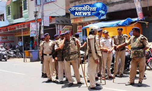 दंगा और आगजनी मामले Gurugram में 6 आरोपी गिरफ्तार दंगा और आगजनी मामले Gurugram में 6 आरोपी गिरफ्तार
