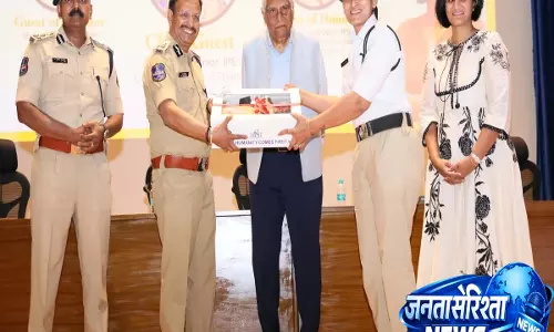 हैदराबाद कमिश्नर: ट्रांसजेंडर लोगों की भर्ती बढ़ाएंगे हैदराबाद कमिश्नर: ट्रांसजेंडर लोगों की भर्ती बढ़ाएंगे