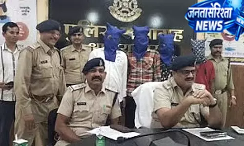 MP : आलीराजपुर में पुलिस ने फर्जी लूट की साजिश का भंडाफोड़ किया MP : आलीराजपुर में पुलिस ने फर्जी लूट की साजिश का भंडाफोड़ किया