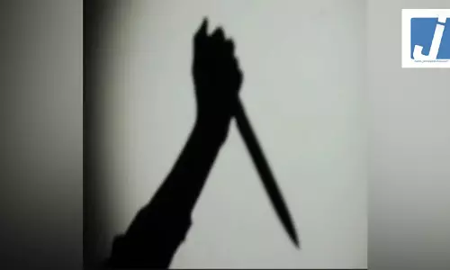 मार दे इसे किसी काम का नहीं है, क्रिकेट को लेकर विवाद में 14 साल के लड़के पर चाकू से हमला मार दे इसे किसी काम का नहीं है, क्रिकेट को लेकर विवाद में 14 साल के लड़के पर चाकू से हमला