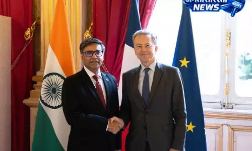 India-France ने पेरिस में बातचीत के दौरान आर्थिक सुरक्षा पर सहयोग की समीक्षा की India-France ने पेरिस में बातचीत के दौरान आर्थिक सुरक्षा पर सहयोग की समीक्षा की