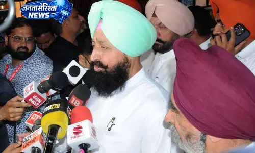 Punjab: पुराने मामलों की धीमी जांच से बढ़ा विवाद Punjab: पुराने मामलों की धीमी जांच से बढ़ा विवाद