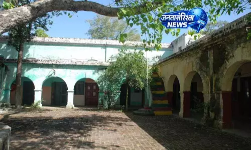 Gujjarwal school को बचाने के लिए गांव की जंग