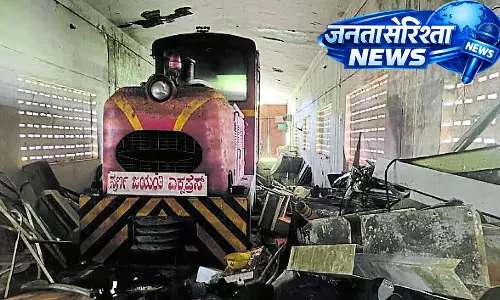 छोटी ट्रेन फिर से शोर मचाएगी : Tourists के लिए फ़ायदा छोटी ट्रेन फिर से शोर मचाएगी : Tourists के लिए फ़ायदा