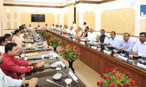 नीतीश कुमार ने बिहार CM पद से दिया इस्तीफा, खुद दी जानकारी नीतीश कुमार ने बिहार CM पद से दिया इस्तीफा, खुद दी जानकारी