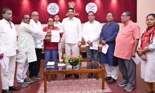 Bhubaneswar रायगढ़ मामले में गवर्नर से हस्तक्षेप की मांग