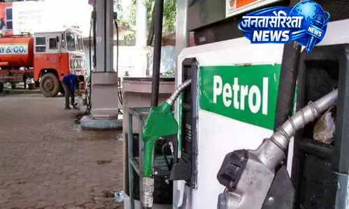 Manipur : चुराचांदपुर में ईंधन की आपूर्ति शाम तक फिर से शुरू होने की संभावना Manipur : चुराचांदपुर में ईंधन की आपूर्ति शाम तक फिर से शुरू होने की संभावना